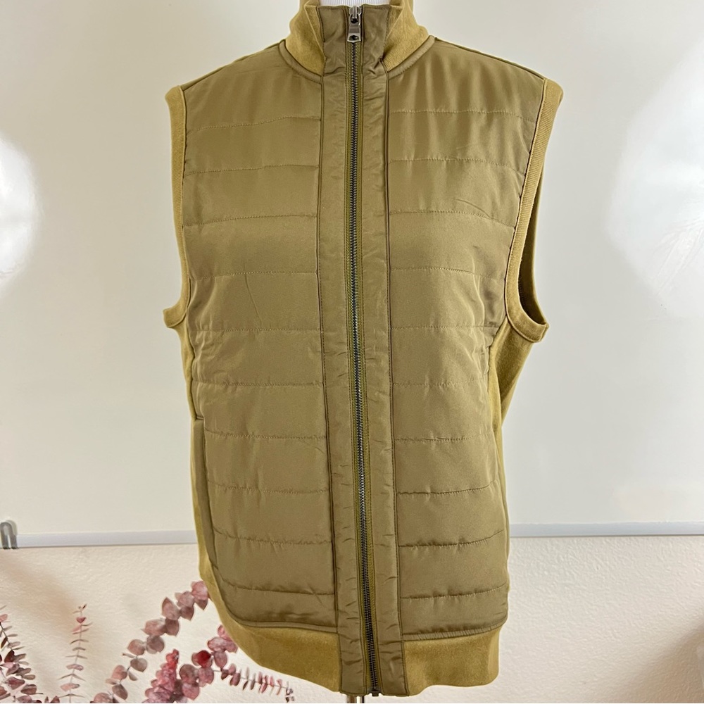 Banana Republic Mens Quilted Military Green Vest M $145